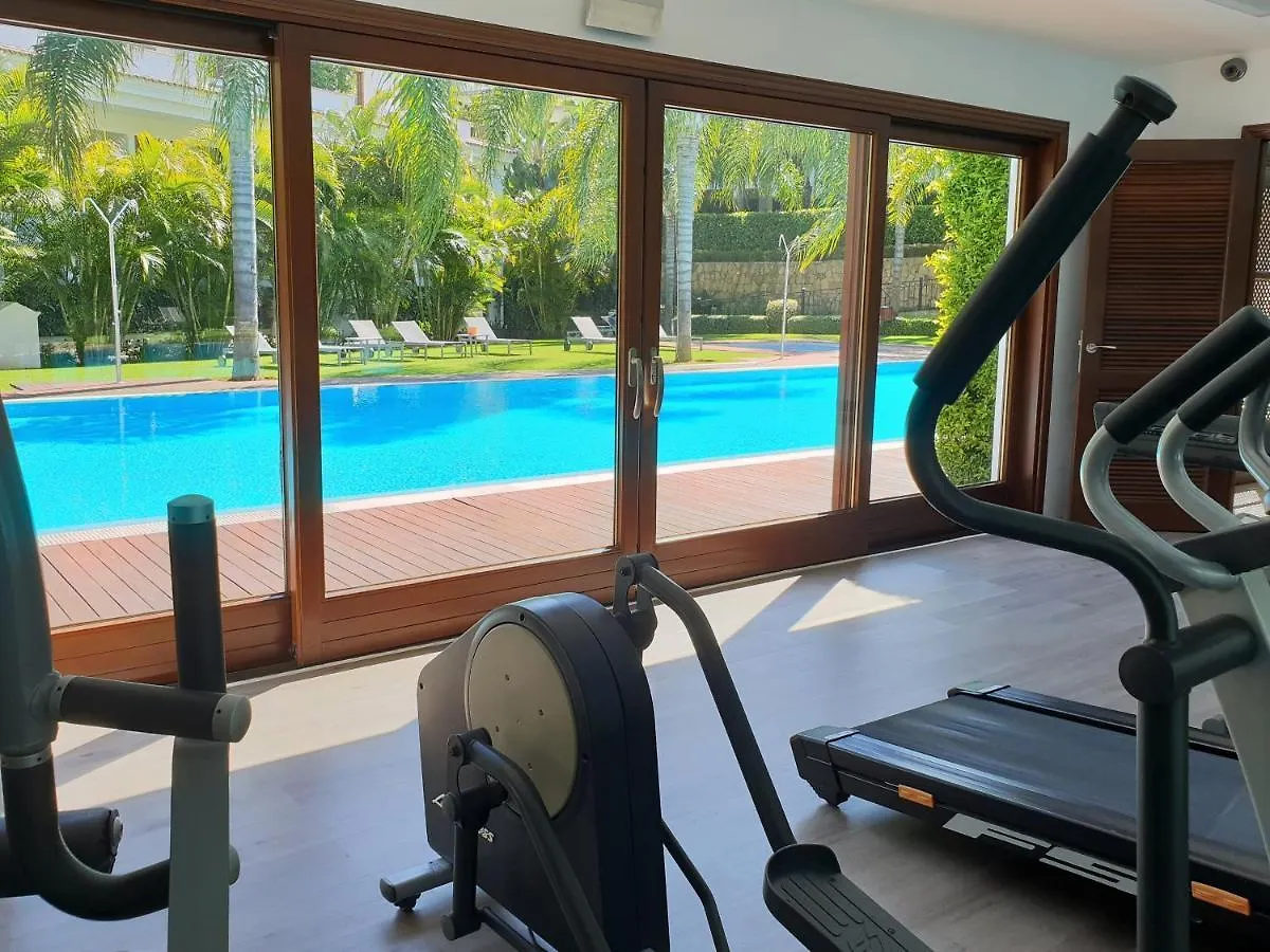 Luxury Apartment Frontal Beach In Doncella Beach Estepona 0*,  Spain